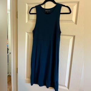Athleta dress ready for the summer! Love the bottom detail.